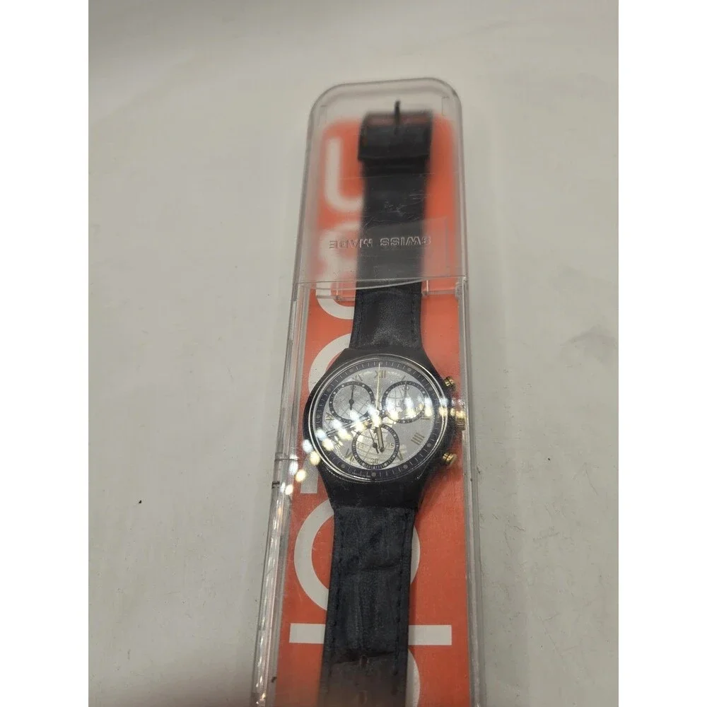 Swatch Timeless Zone 1991 Vintage Chronograph Quartz Leather Strap Watch. Box.